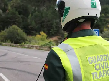 Agente de la Guardia Civil de Tráfico Agente de la Guardia Civil de Tráfico