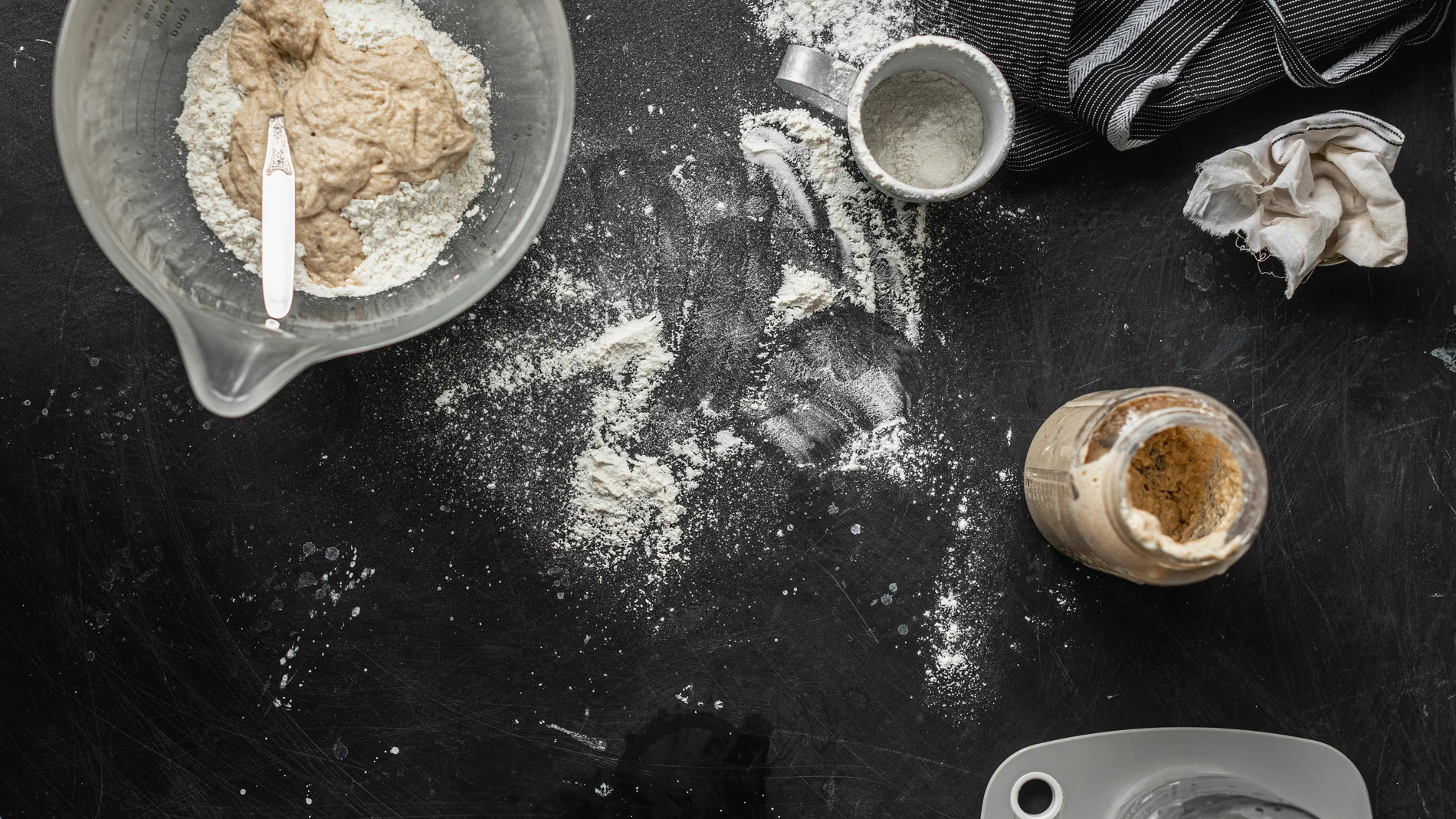 Por qué mezclar bicarbonato con azúcar puede cambiar tus recetas dulces