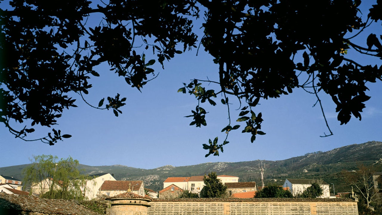 Así es el hórreo más grande de Galicia