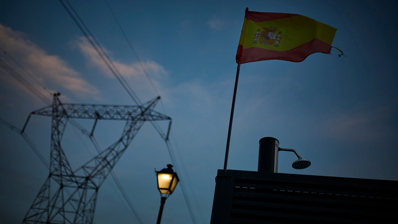 España afronta una fuga de inversiones masiva: el 83% de los nudos de conexión eléctrica están saturados