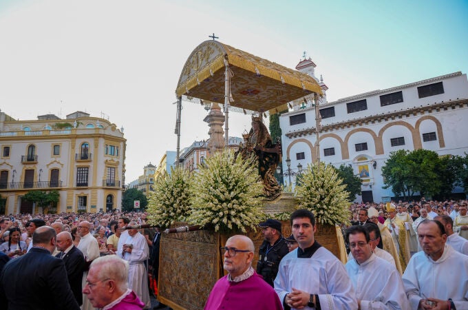 Procesión de la Virgen de los Reyes, patrona de Sevilla