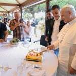 Pope Leo XIV shares festive lunch with the poor of the Diocese of Albano Laziale