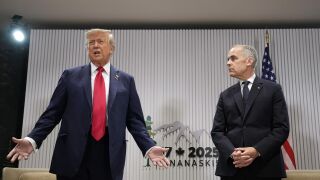 EEUU/Canadá.- Trump y Carney hablan por primera vez desde la ruptura de las negociaciones comerciales EEUU/Canadá.- Trump y Carney hablan por primera vez desde la ruptura de las negociaciones comerciales