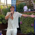 Montoya retoma su carrera profesional, esta vez como cantante en Chipiona