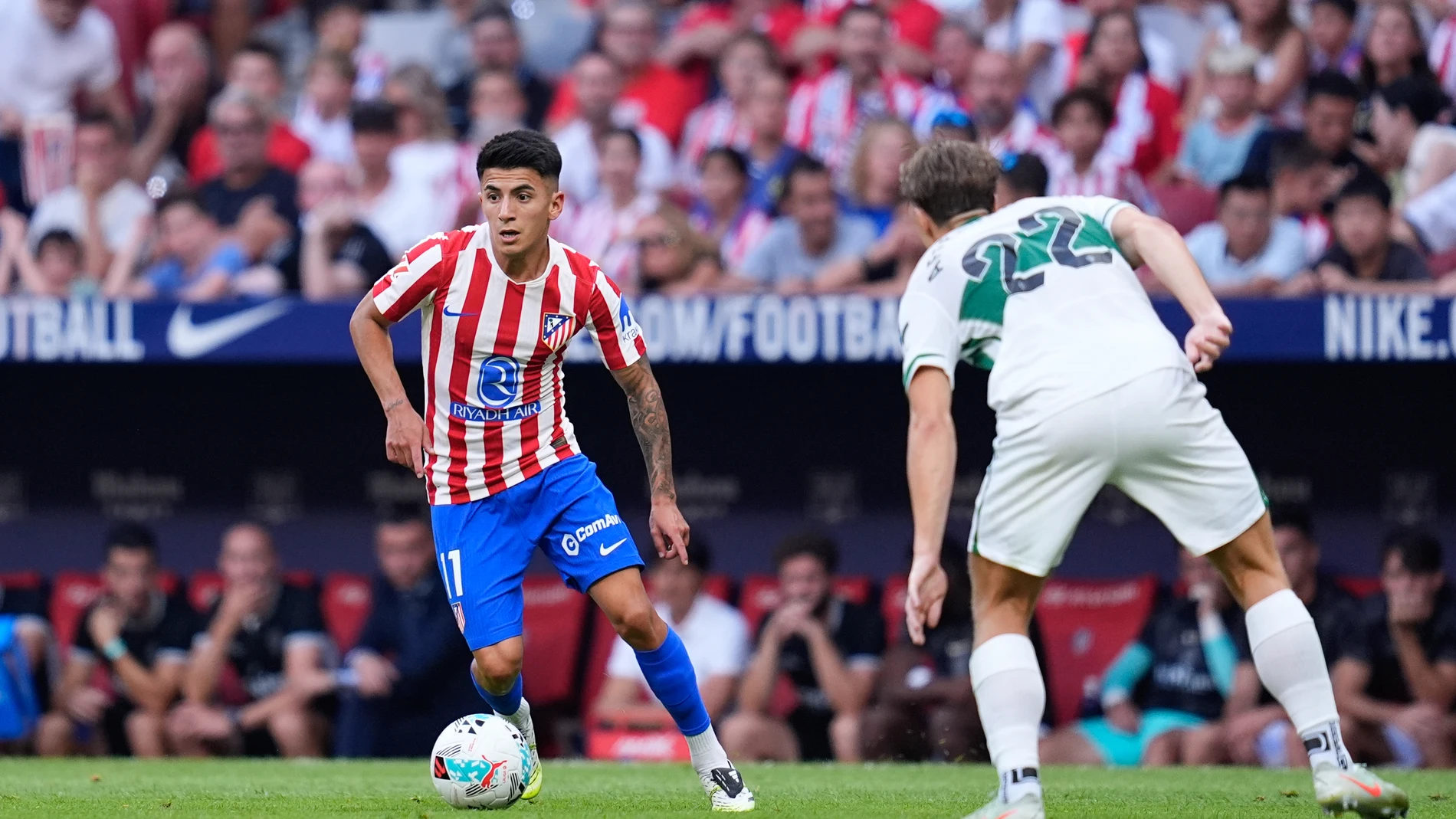 Thiago Almada of Atletico de Madrid in action during the Spanish League, LaLiga EA Sports, football match played between Atletico de Madrid and Elche CF at Riyadh Air Metropolitano stadium on August 23, 2025, in Madrid, Spain. AFP7 23/08/2025 ONLY FOR USE IN SPAIN