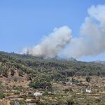 AMP.- Dos conatos de incendio se declaran de forma simultánea en El Hierro, donde se suman más medios a la extinción