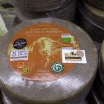 Queso manchego semicurado 'Dehesa Zacatena'.