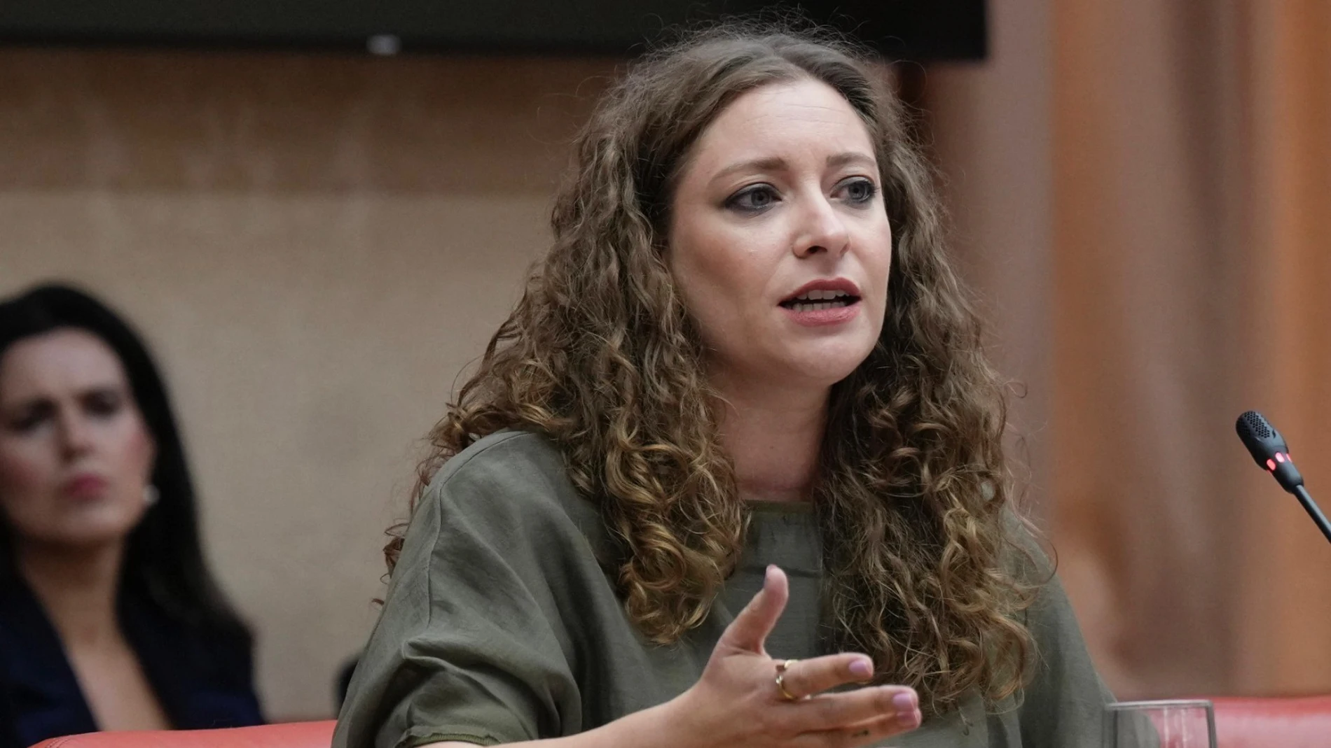 Ester Muñoz, portavoz del PP en el Congreso, este martes durante la diputación permanente.