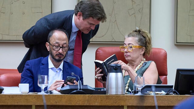 El Congreso debate la comparecencia de Sánchez y ocho ministros a petición del PP