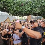 MADRID.-PSOE pide suspender el concierto de Henry Méndez en Villa de Vallecas por decir que "odia a los rojos"