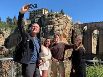 Adiós a una de las 7 maravillas del mundo: miles de turistas decepcionados al descubrir la realidad Adiós a una de las 7 maravillas del mundo: miles de turistas decepcionados al descubrir la realidad