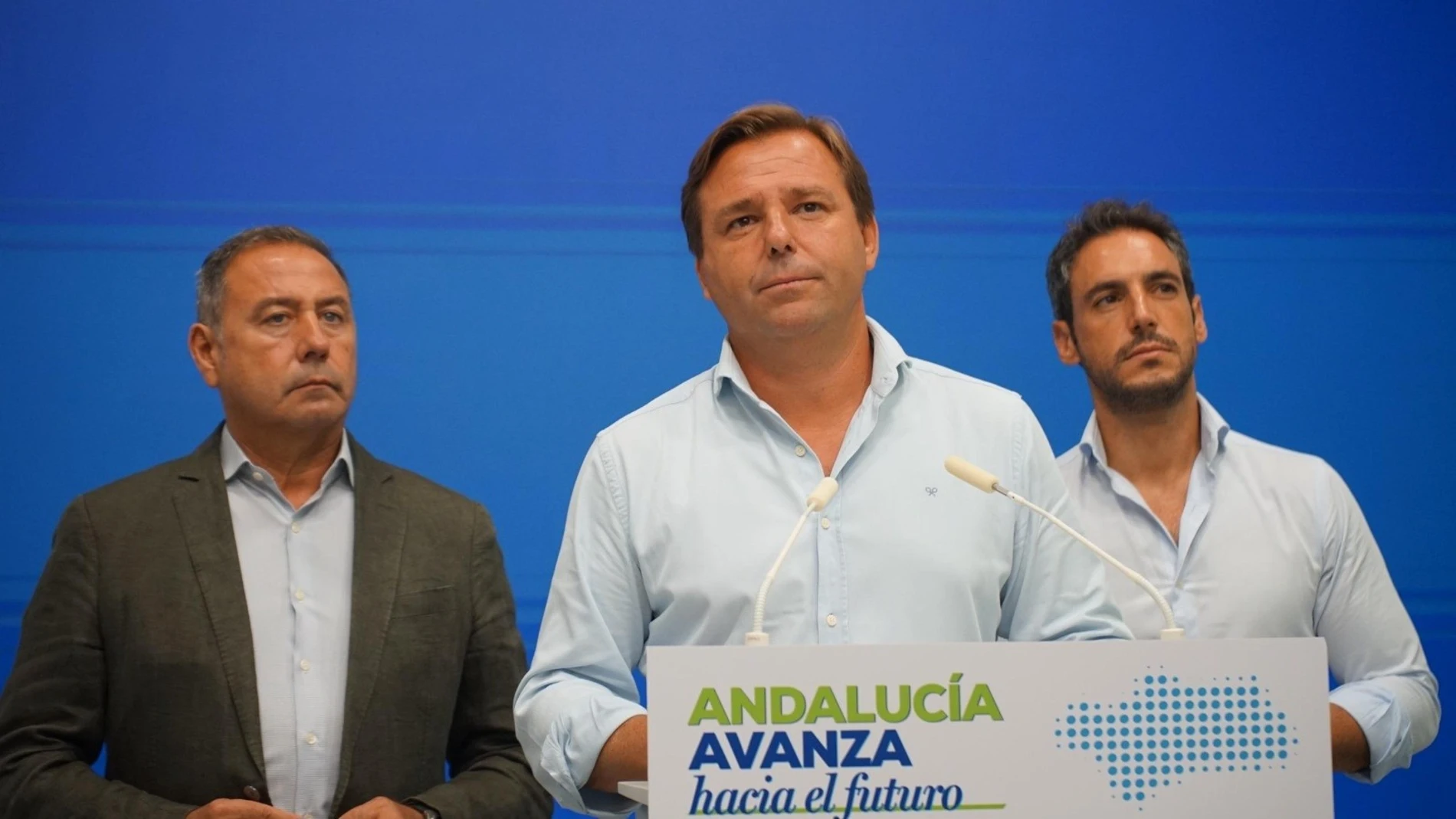 El secretario general del PP-A, Antonio Repullo, en rueda de prensa en Sevilla. REMITIDA / HANDOUT por PP-A Fotografía remitida a medios de comunicación exclusivamente para ilustrar la noticia a la que hace referencia la imagen, y citando la procedencia de la imagen en la firma 29/08/2025