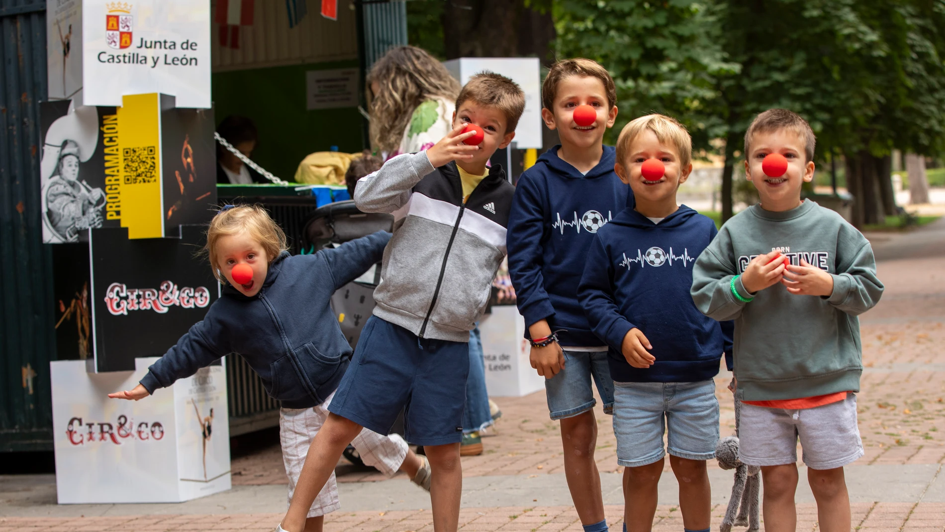 Los niños disfrutar de "Cir&Co"