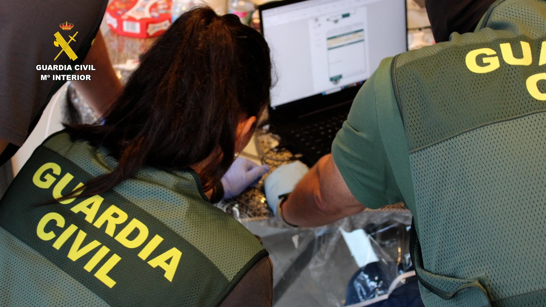 La Guardia Civil de Teruel detiene en Algeciras al presunto autor de tres delitos de acoso sexual a una menor REMITIDA / HANDOUT por Guardia Civil Fotografía remitida a medios de comunicación exclusivamente para ilustrar la noticia a la que hace referencia la imagen, y citando la procedencia de la imagen en la firma 29/08/2025