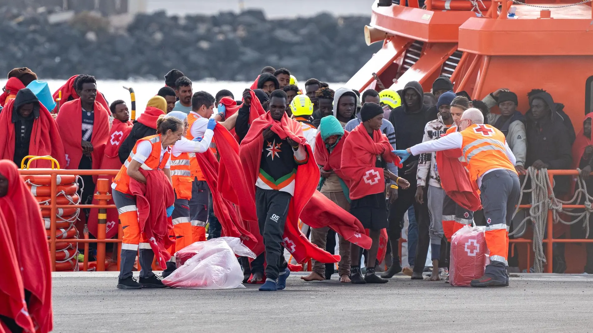 Inmigrantes llegan a las costas de Canarias