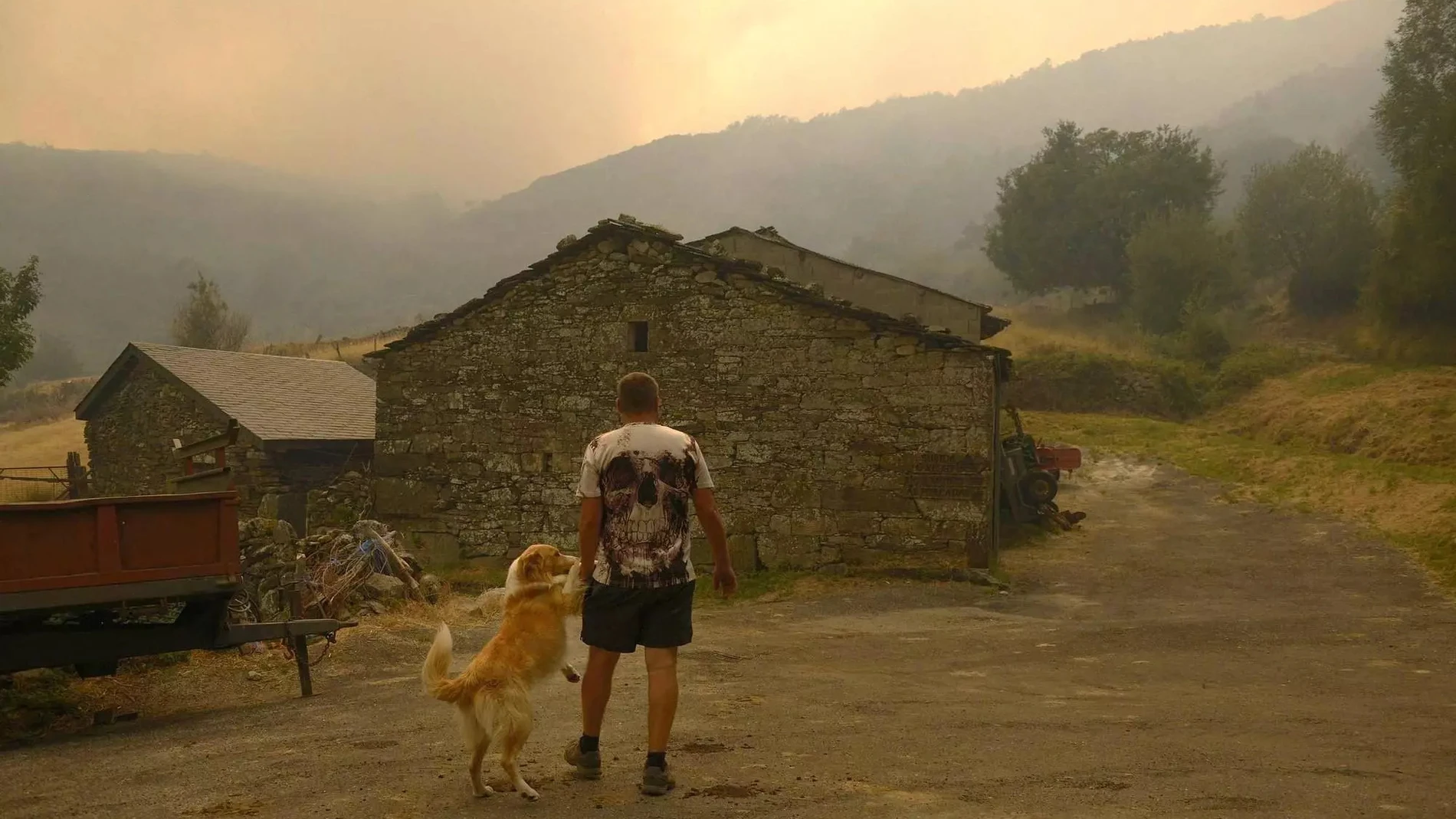 Incendio en Requeixo