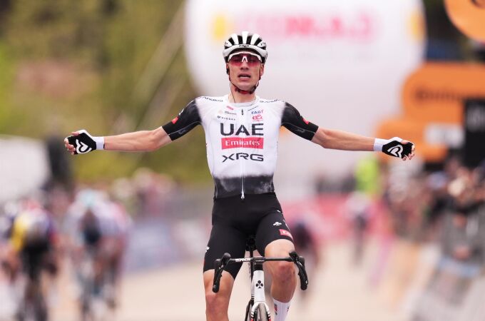 Ciclismo/Vuelta.- AV. Juan Ayuso (UAE) se desquita en Cerler y el noruego Traeen (Bahrain) sigue líder de la Vuelta