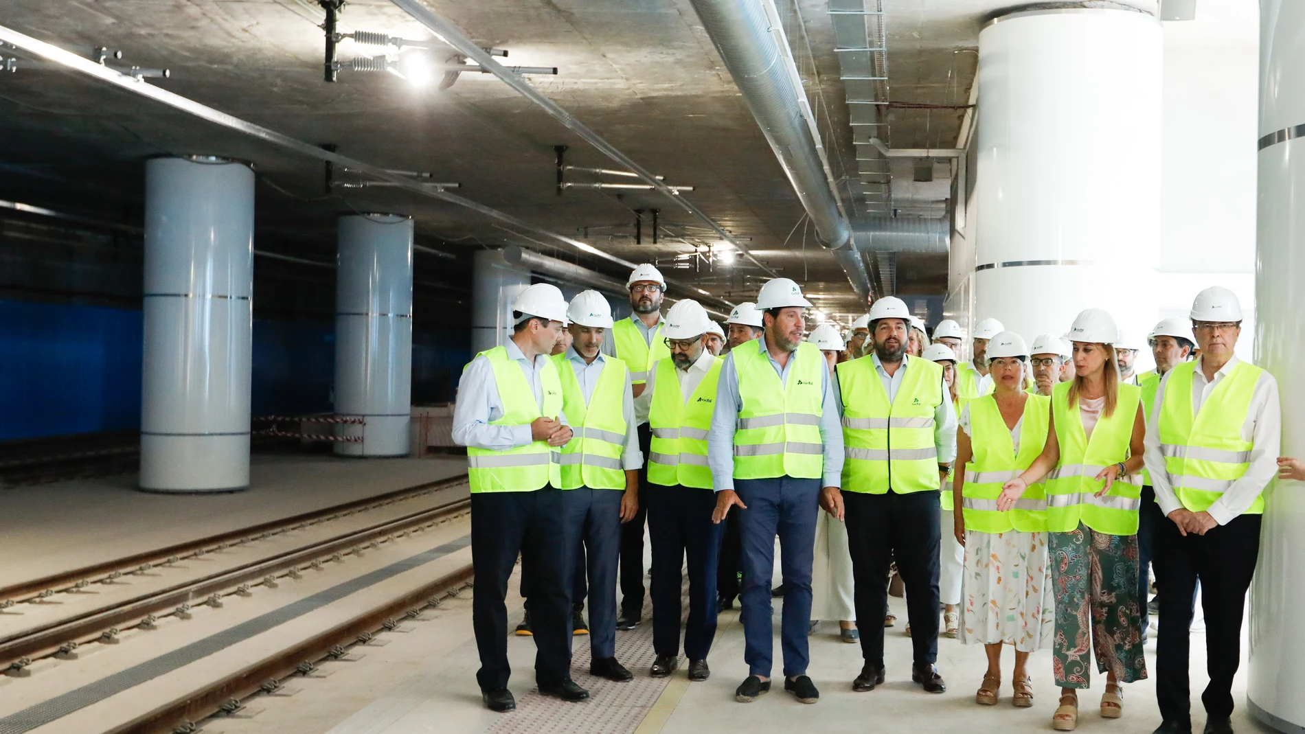 El ministro de Transportes y Movilidad Sostenible, Óscar Puente, visita las obras de la nueva estación de tren Murcia del Carmen junto al presidente de la Región, Fernando López Miras, y el alcalde de Murcia, José Ballesta