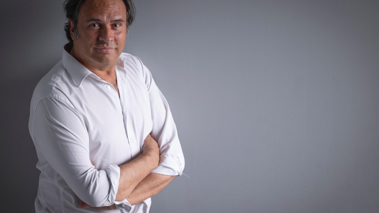 Manolo Carrasco: «Falta más conexión entre colegios, conservatorios y universidades»