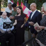 El ex jugador de baloncesto, apicultor, bombero y activista por los derechos de los enfermos de Esclerosis Lateral Amiotrófica, ELA Urbano González ofrece el pregón de las Fiestas de la Santina y San Froilán de la Casa de Asturias en León