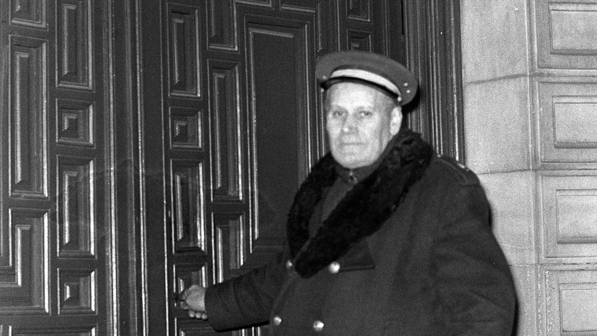Constantino Amago Martínez, sereno del primer tramo de la calle Ayala, en Madrid.