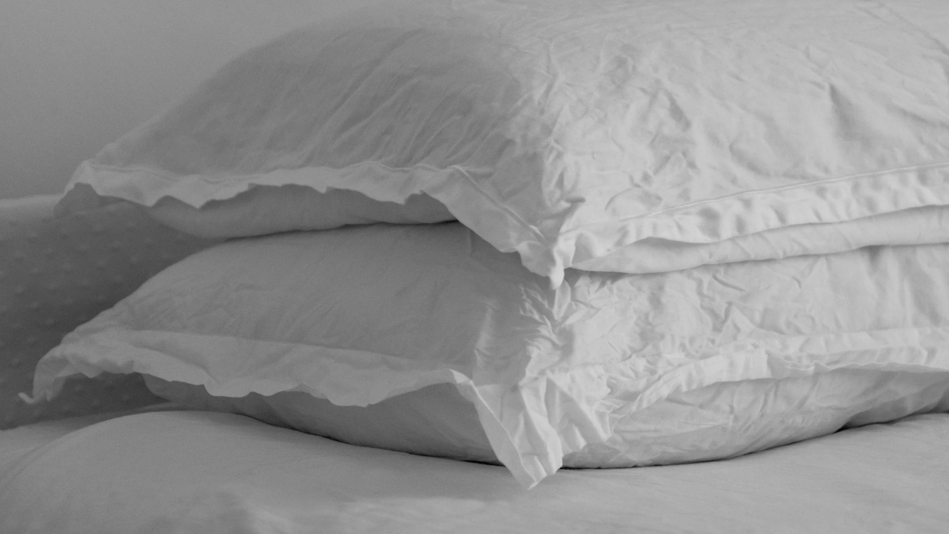 ¿Con qué frecuencia se deben cambiar las fundas del almohada?