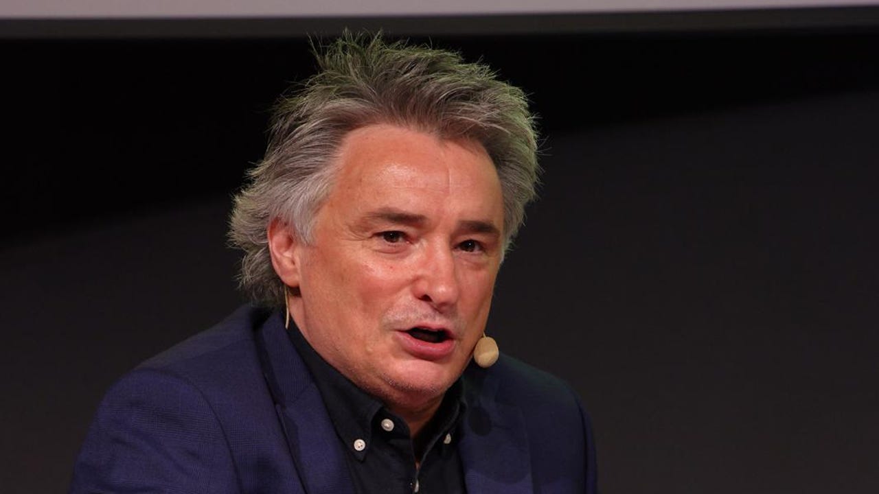 Joseba Fiestras: "En el FesTVal amamos la tele y cuidamos bien a quienes la hacen"