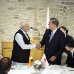 El primer ministro indo, Narendra Modi, visitó este sábado Japón antes de viajar mañana a China