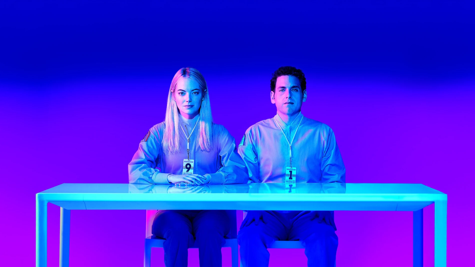 Jonah Hill y Emma Stone protagonizan 'Maniac', una serie que combina comedia, drama y ciencia ficción
