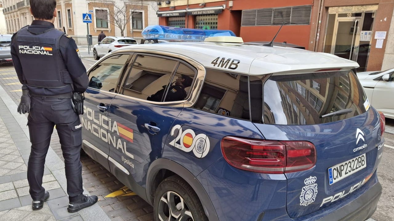 Detenido un policía por robar drogas en Sevilla: lo pillaron por su daltonismo