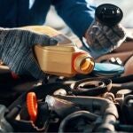 Miles de conductores se arrepienten de no haber cambiado a este aceite antes de que su coche dijera basta