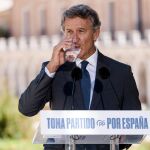 Feijóo plantea una reforma que obligue al Gobierno a convocar elecciones si acumula dos prórrogas presupuestarias