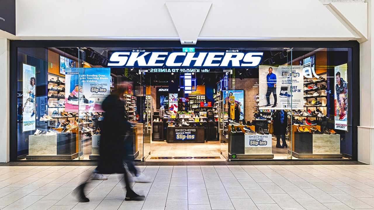 He fichado las 4 Skechers para mujer en el color de la temporada que tienen hasta un 45% de descuento