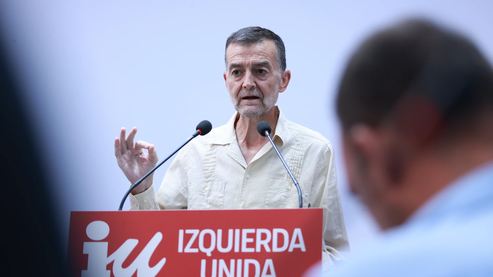 El coordinador federal de Izquierda Unida, Antonio Maíllo, ofrece una rueda de prensa en el inicio del curso político. A 1 de septiembre de 2025, en Sevilla, Andalucía (España).El coordinador federal de Izquierda Unida, Antonio Maíllo, ha querido iniciar el curso político ofreciendo una rueda de prensa a los medios de comunicación, para informar sobre asuntos de actualidad, así como presentar y valorar algunas de las principales prioridades de la formación en el periodo que arranca. 01 SEPTI...