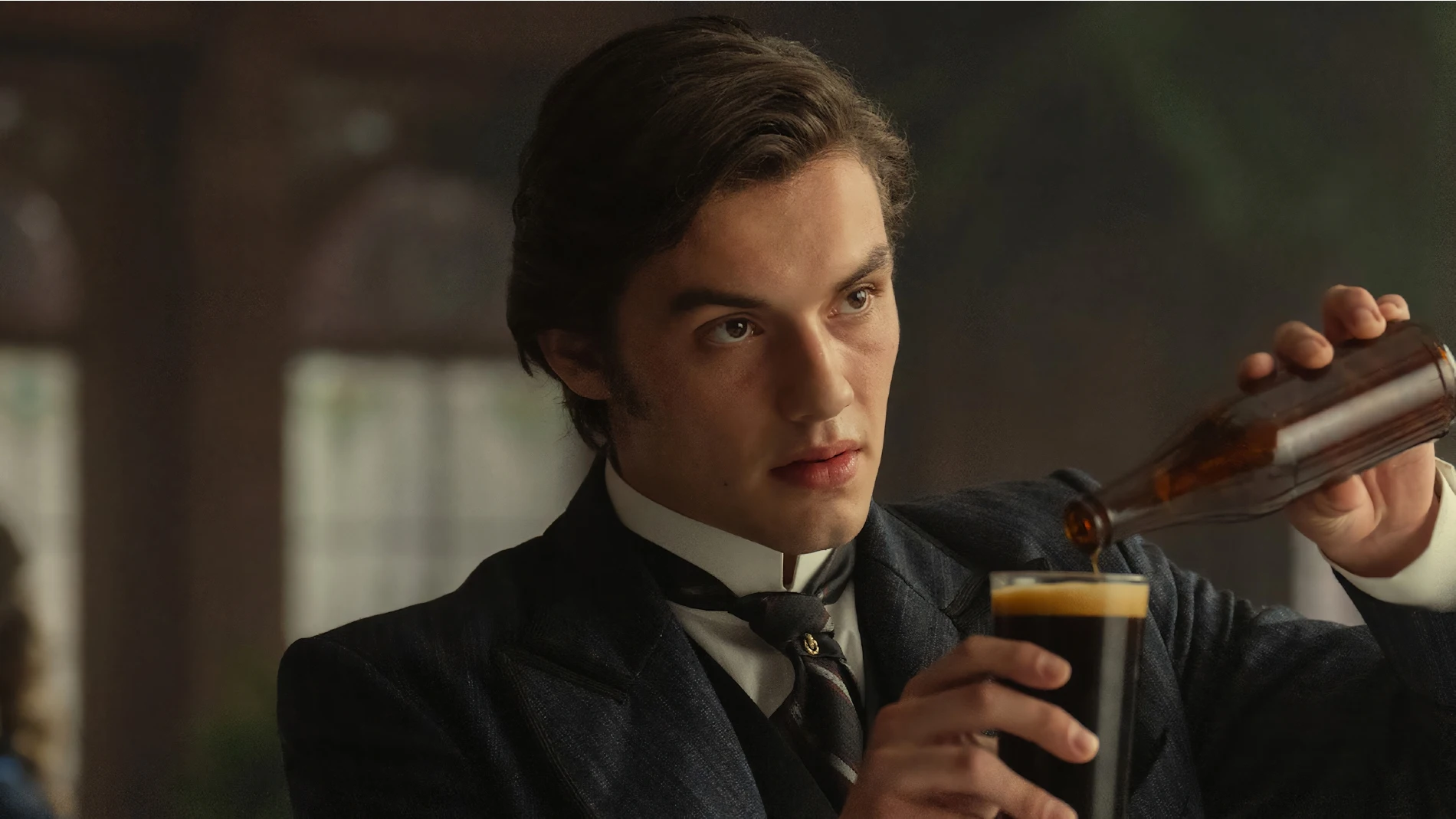 Primer tráiler y fecha de estreno de la esperada 'La casa Guinness', del creador de 'Peaky Blinders'