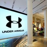 Así es la camiseta de Under Armour que no se empapa y te mantiene fresco incluso en los entrenamientos más duros