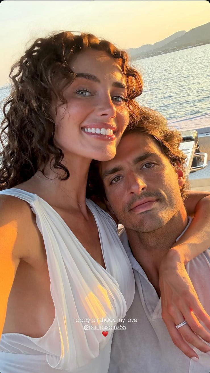 Rebecca Donaldson y Carlos Sainz Jr