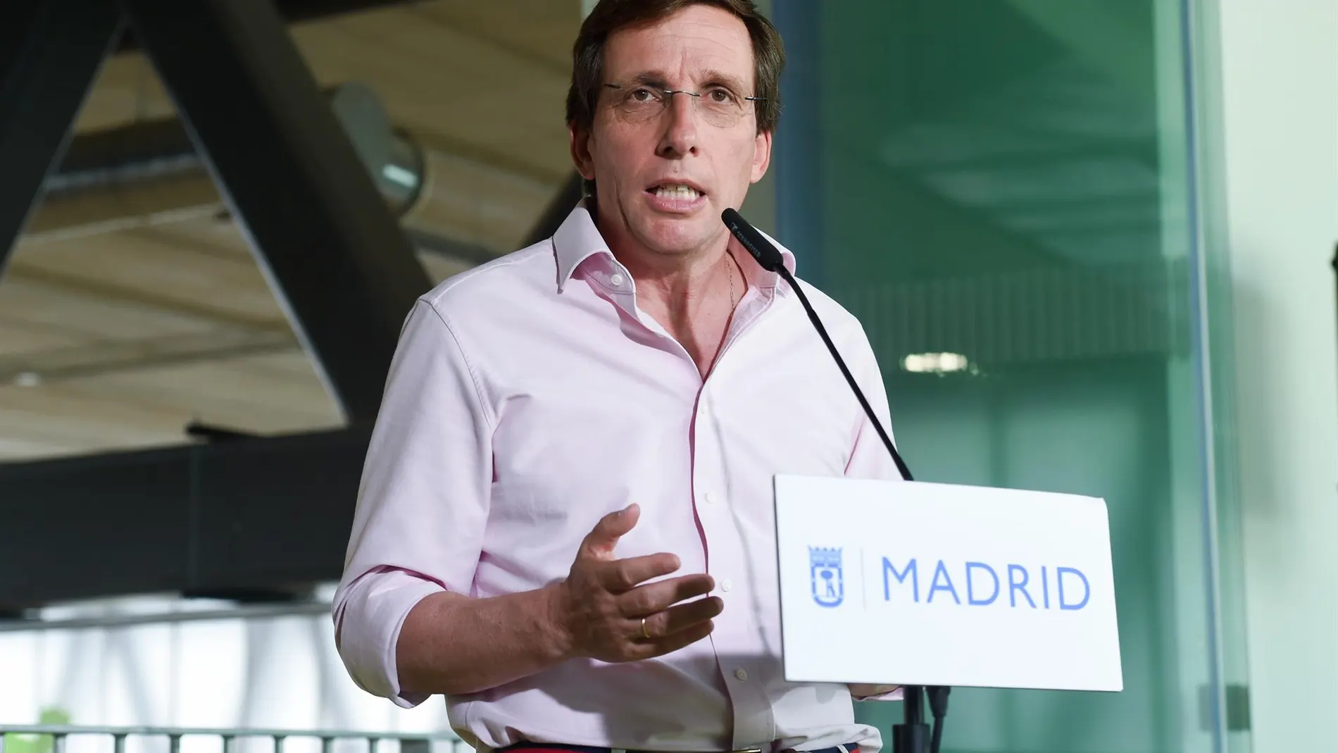 Almeida no quiere anticiparse sobre su futuro, pero insiste en que tiene "las mismas ganas de trabajar" que en 2019