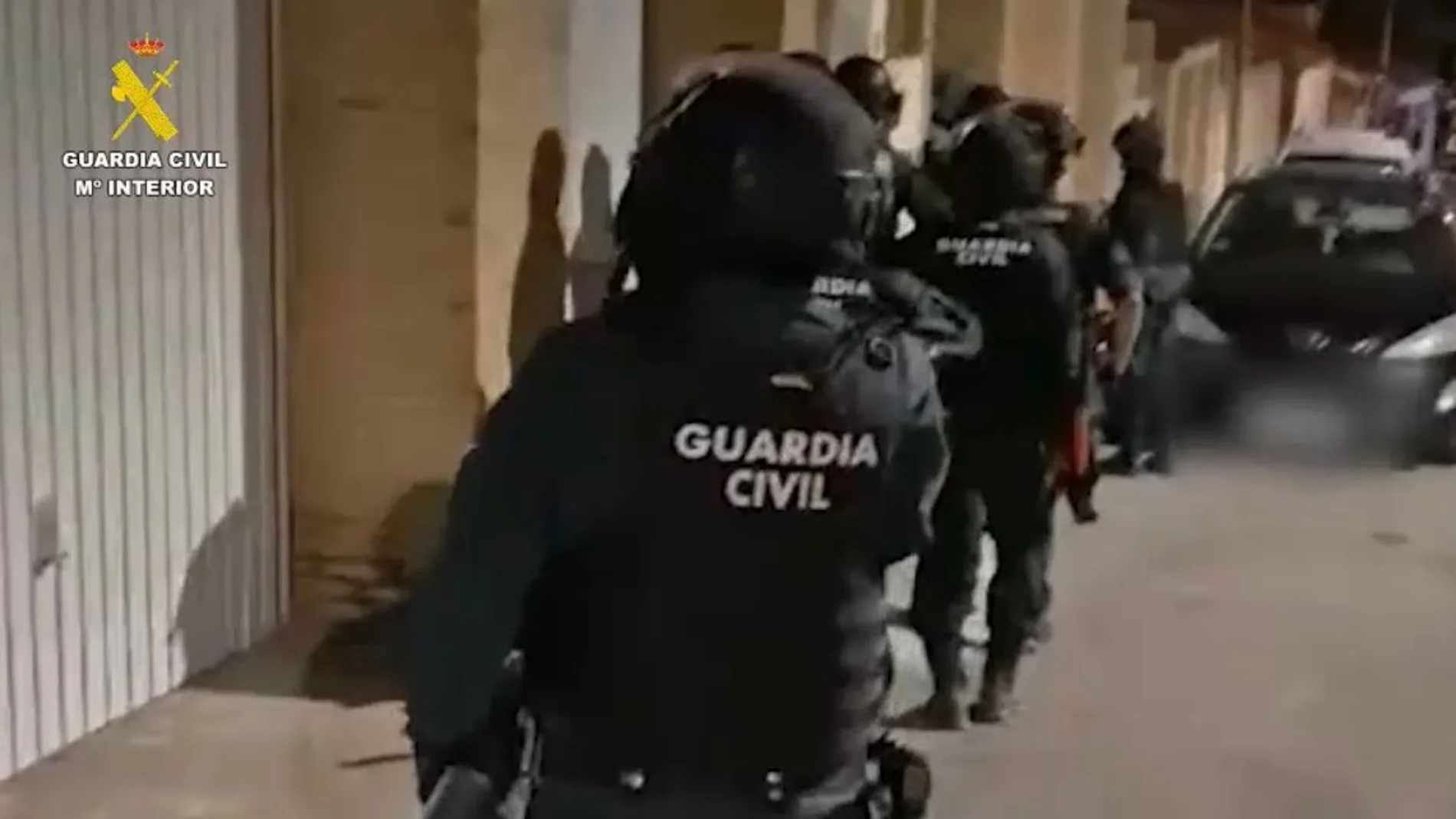 La Guardia Civil durante la operación 'Reginae'.