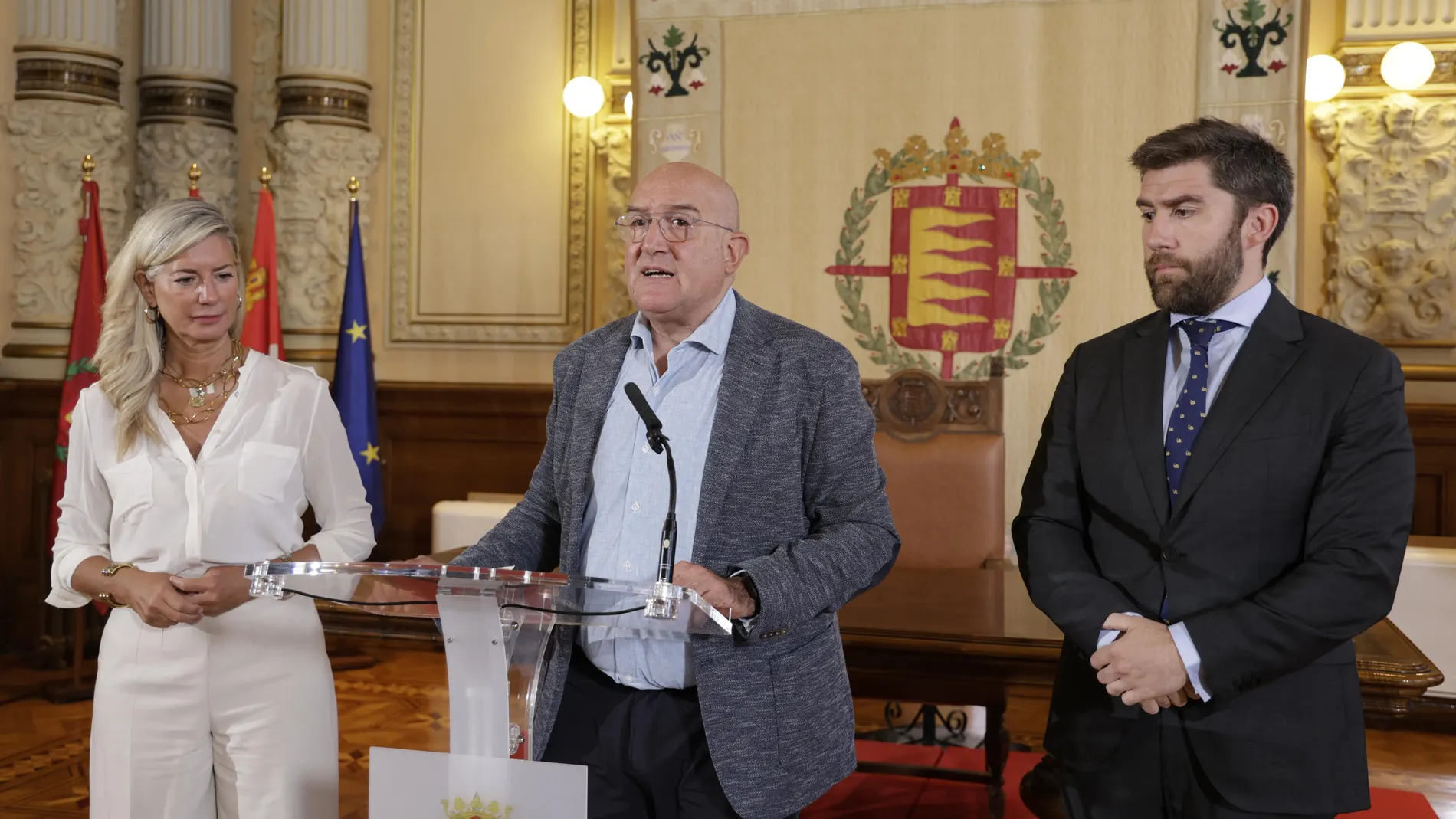 Jesús Julio Carnero durante el anuncio por las nuevas exenciones
