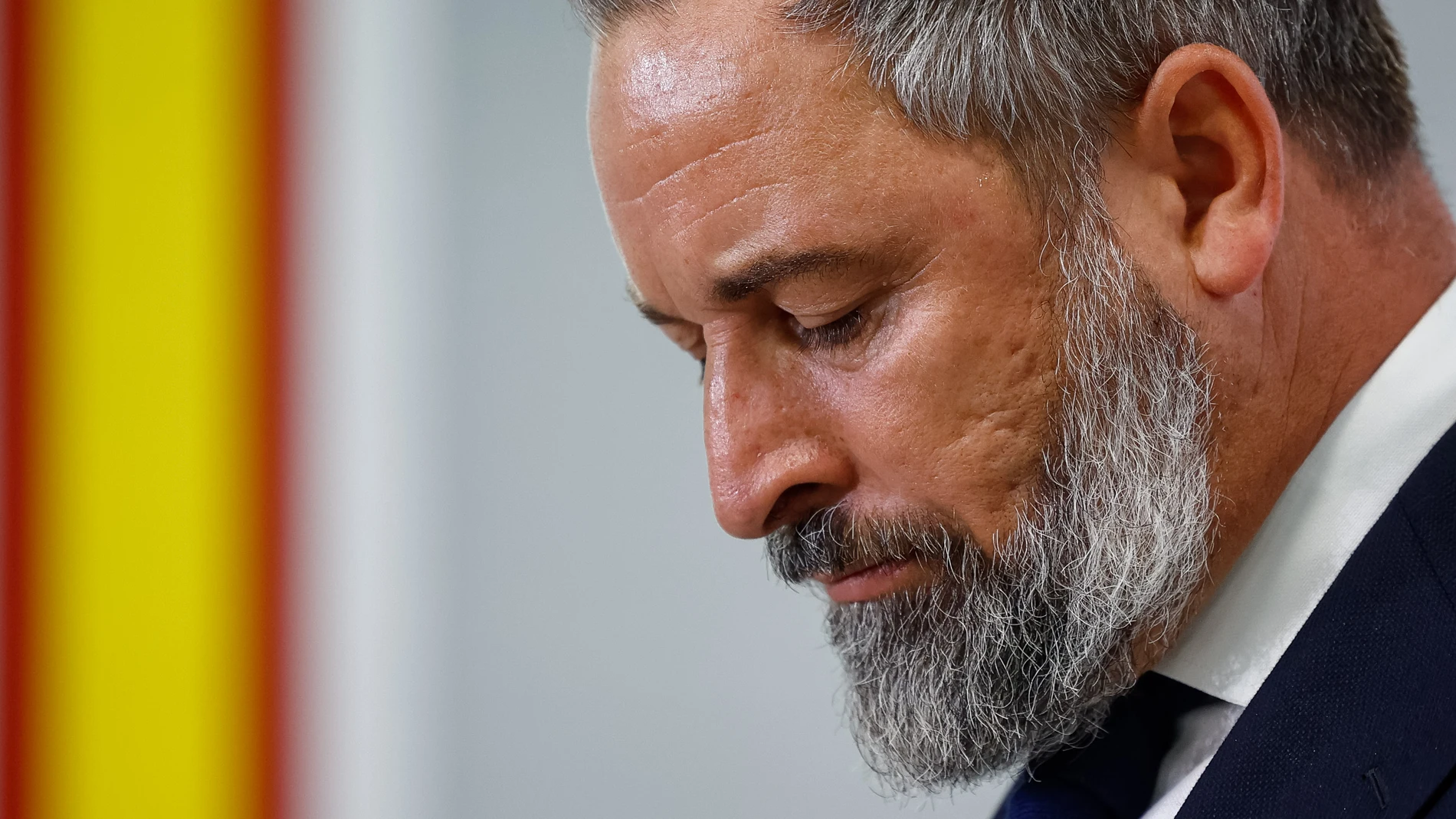 MADRID, 01/09/2025.-Vista de la rueda de prensa del presidente de Vox, Santiago Abascal, este lunes en Madrid.-EFE/ Daniel González