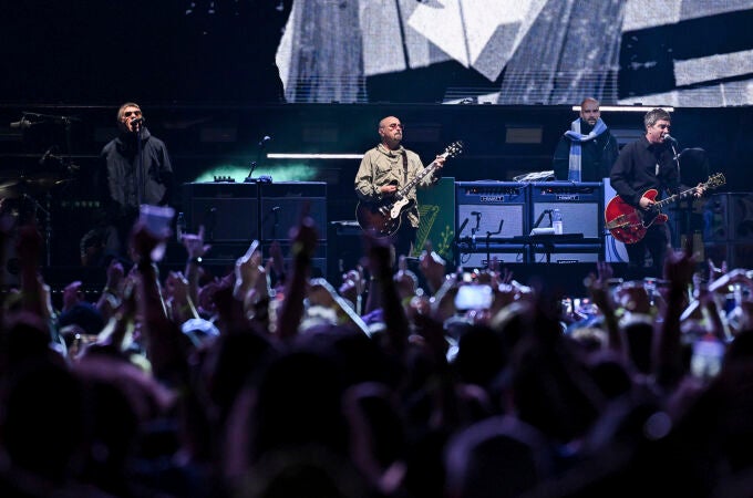 Oasis in Concert - New Jersey