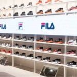 Por qué las FILA Salpare se han convertido en la opción favorita de las que saben de moda