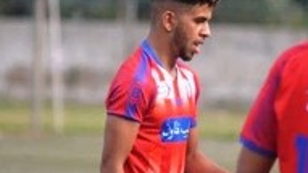 Jugador de fútbol marroquí nada hasta Ceuta porque quiere militar en el Málaga o en el Real Madrid