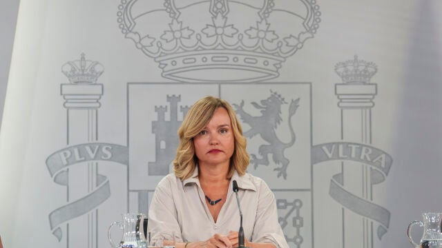 La ministra Pilar Alegría, comparece junto a María Jesús Montero y Sara Aagesen, al finalizar el Consejo de Mi