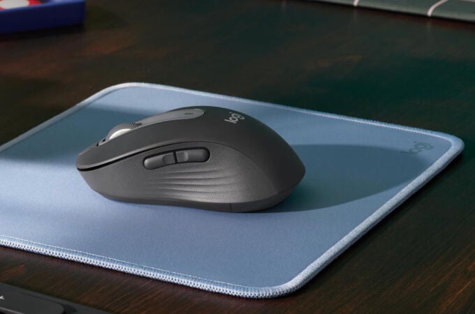 El Logitech Signature M650 es perfecto para manos pequeñas y medianas 