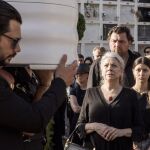 Álvaro Morte, Kiti Mánver y Hovik Keuchkerian encabezan el reparto de la serie
