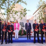 Homenaje a los bomberos fallecidos en Almacenes Arias
