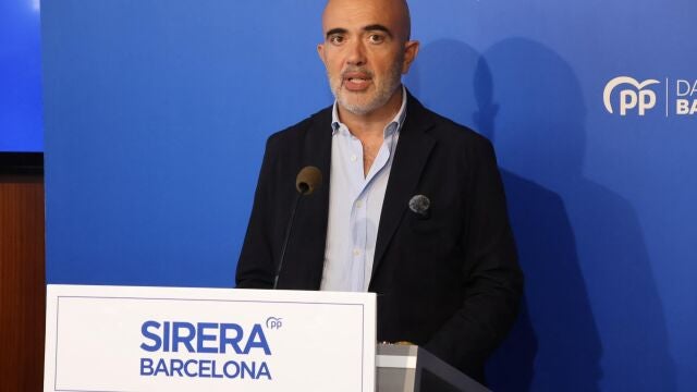 El l&iacute;der del PP en el Ayuntamiento de Barcelona, Daniel Sirera, en rueda de prensa este mi&eacute;rcoles Sebasti&aacute;n Hipperdinger / Europa Press 03/09/2025