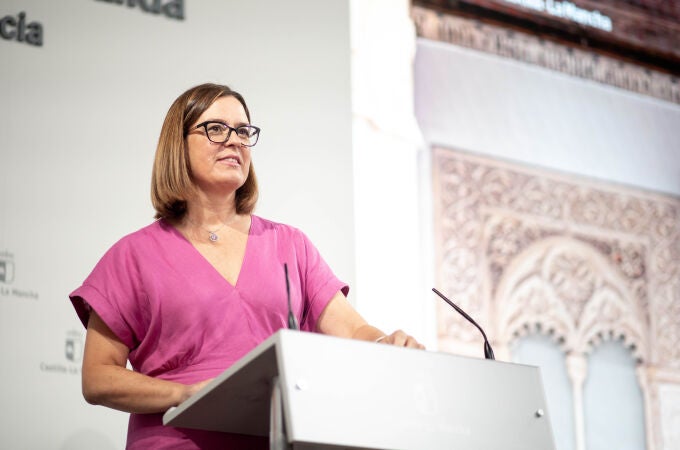 La portavoz del Gobierno de C-LM, Esther Padilla.